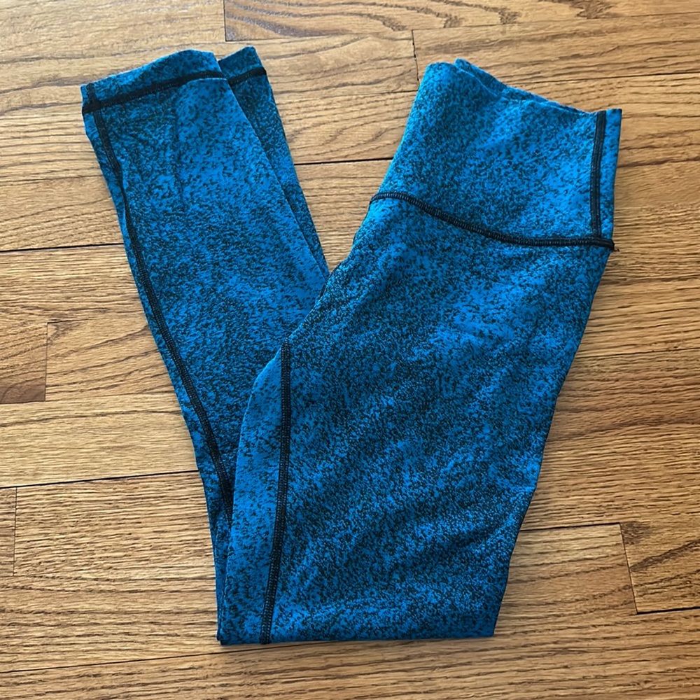 Lululemon Size 6 High Times Pant Leggings Lyon Spray Jacquard Shocking Blue